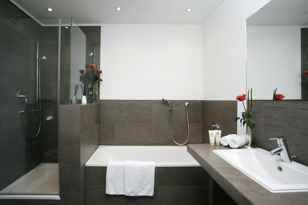 Hotel Regina -Garni Koeln מראה חיצוני תמונה